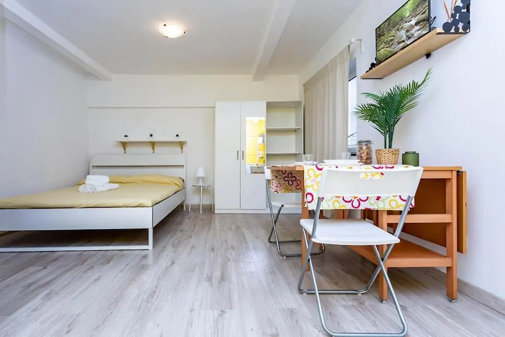 Apartment Adorno 3 - Affitti Brevi Italia Genoa
