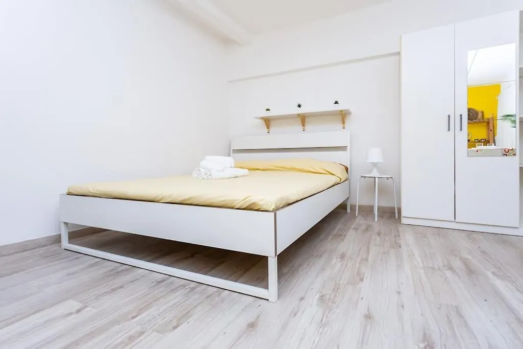 Apartment Adorno 3 - Affitti Brevi Italia Genoa