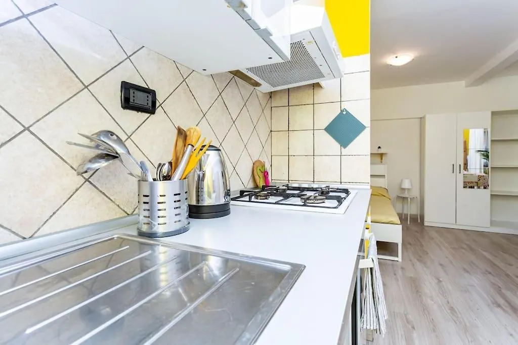 Apartment Adorno 3 - Affitti Brevi Italia Genoa Italy